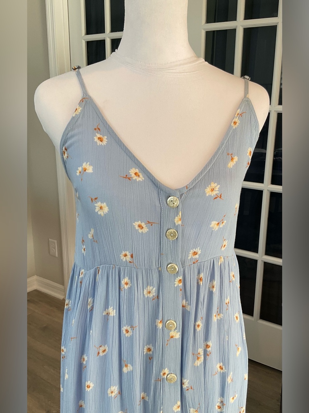 Billabong Blue Daisy Floral Button Front Midi Dress Smocked Back Size M - Picture 5 of 14